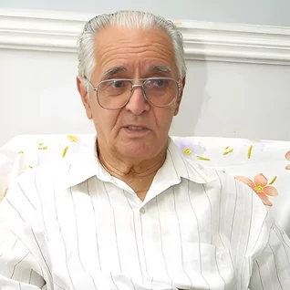 انور خامه ای